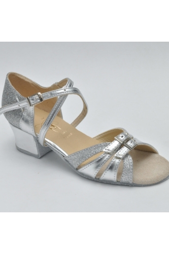 Танцевальные туфли для девочек (серебро) Танцевальные туфли для девочек (серебро)